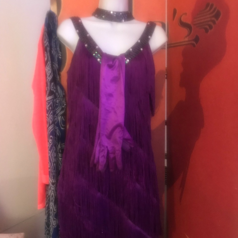 Purple Flapper dress with gloves